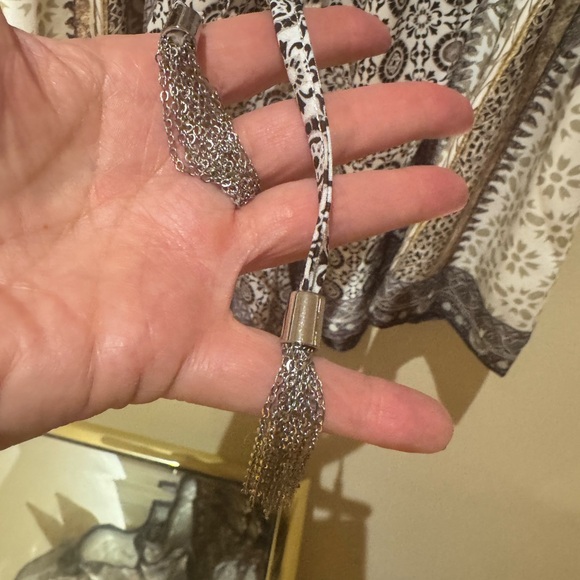 White Fox Boutique Adilah Romper - Picture 5 of 5